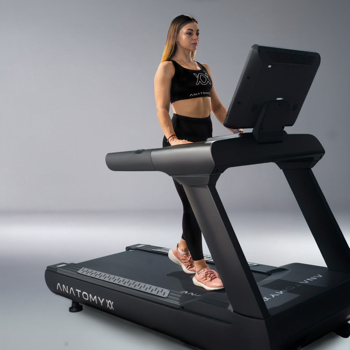 ANATOMY FITNESS VELTRIX TREADMILL - TOUCH SCREEN MONITOR