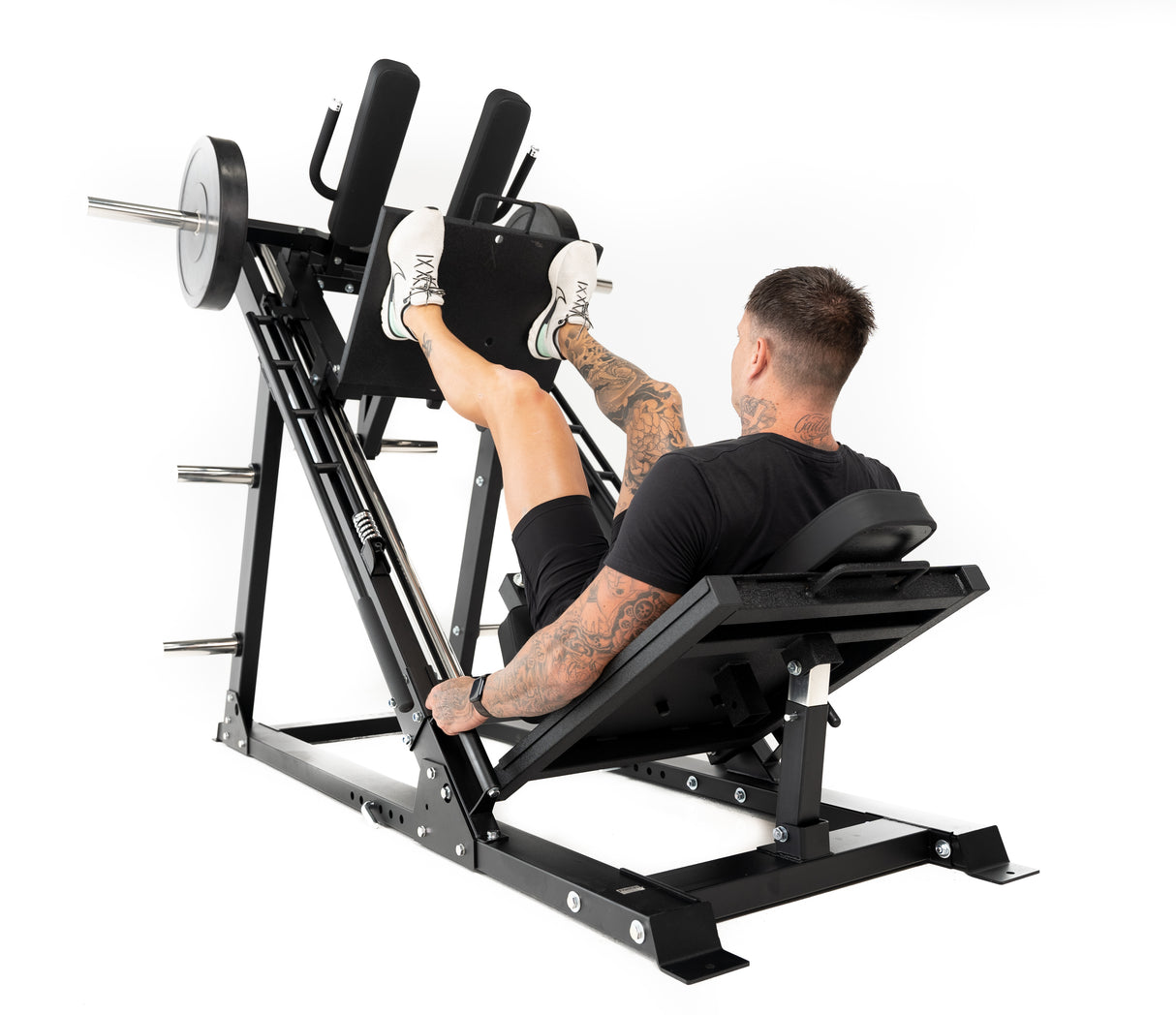 قم ببناء أرجل صلبة باستخدام Force USA Monster Ultimate Leg Press و Hack Squat Combo
